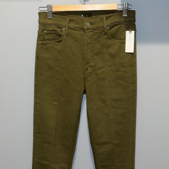 ✨HP✨ NWTS MOTHER RUNAWAY JEANS (28) - Picture 6 of 14